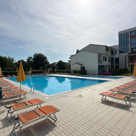 Villaggio Luna Swimmingpool- Agenzia Cocal Caorle Eksteriør bilde