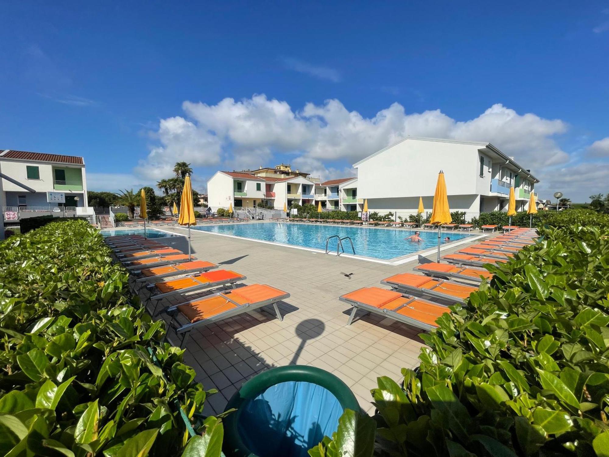 Villaggio Luna Swimmingpool- Agenzia Cocal Caorle Eksteriør bilde