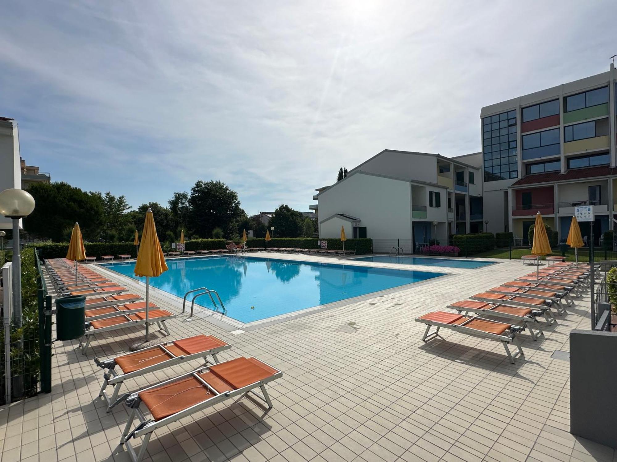 Villaggio Luna Swimmingpool- Agenzia Cocal Caorle Eksteriør bilde